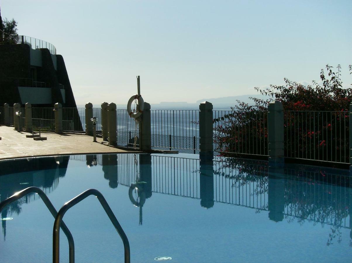Oceanfront Apartment Funchal  Extérieur photo