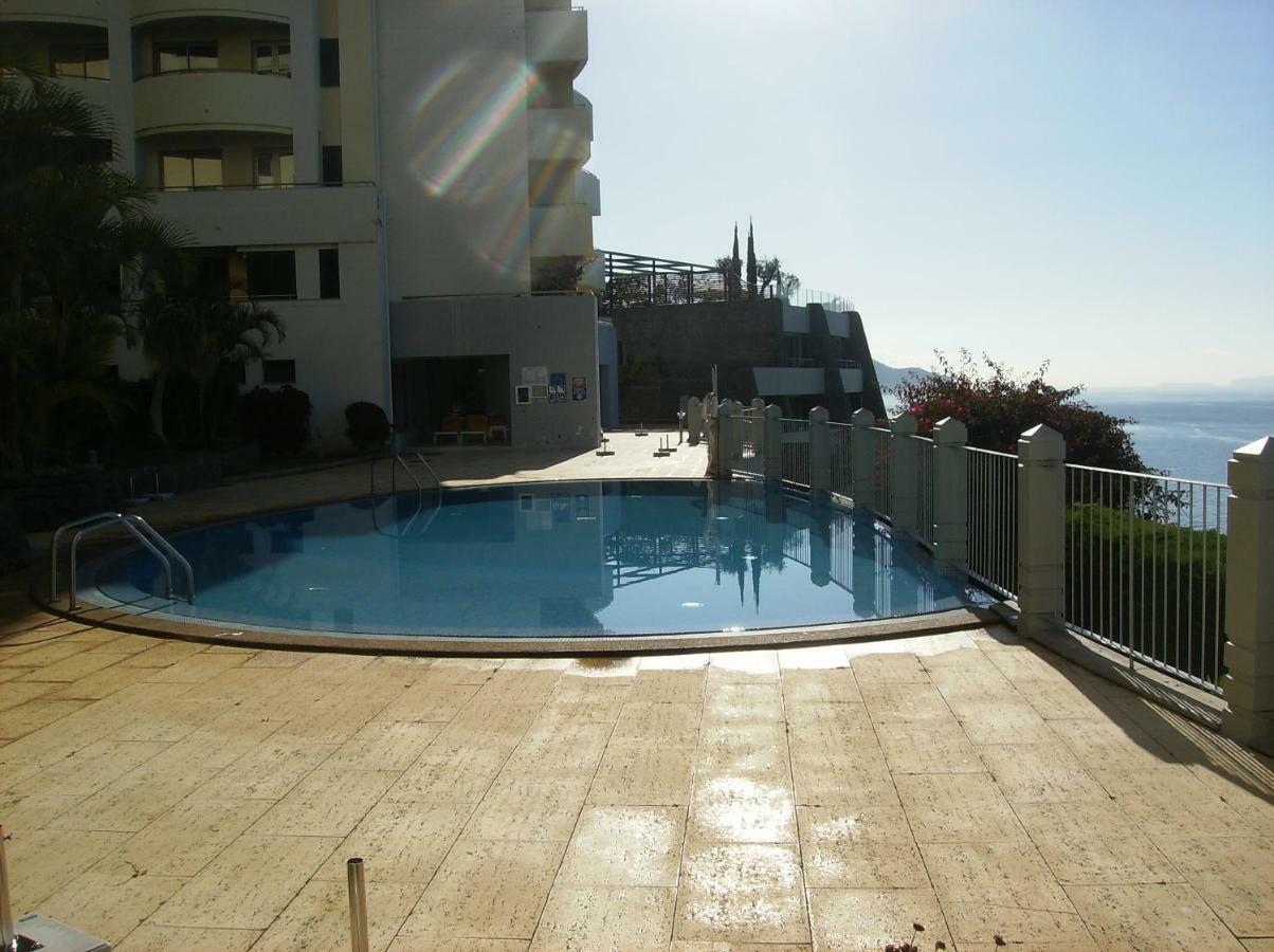 Oceanfront Apartment Funchal  Extérieur photo